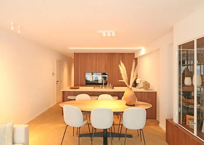 In Het Zoute Near The דירה